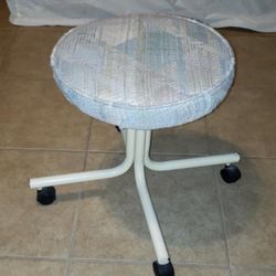 VINTAGE STEEL METAL INDUSTRIAL OFFICE CHAIR STOOL WITH WHEELS
