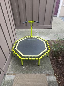 Workout trampoline