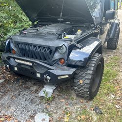 2013 Jeep Unlimited Parts Only