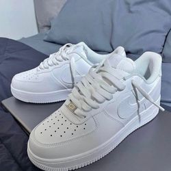 Nike Air Force 1 Men’s Sizes 75$