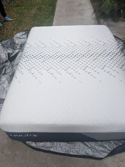 Nectar Luxe Hybrid Queen Mattress