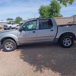05 Ford Sportrack 2wd