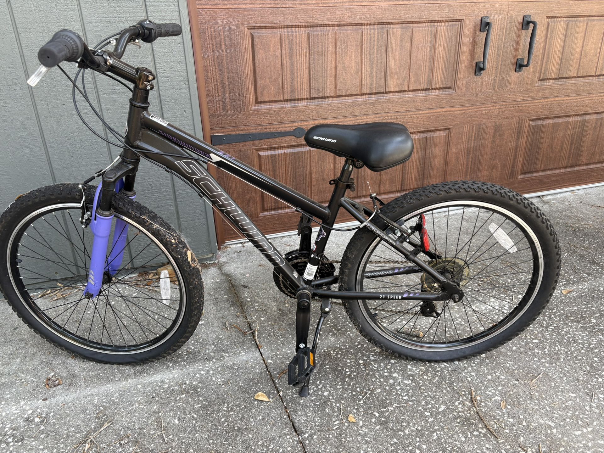 24” Girls Schwinn Sidewinder