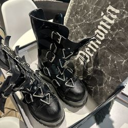 Used Only Once Demonia Boots Size 6,5