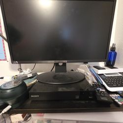 TV And DVD Player 