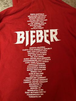 Team Bieber Tour 2017 Small Red Pullover Like New
