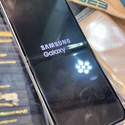 New New!  Galaxy Z flip $150