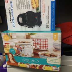 Double Xl Waffle Maker, And Pioneer Woman Crockpots