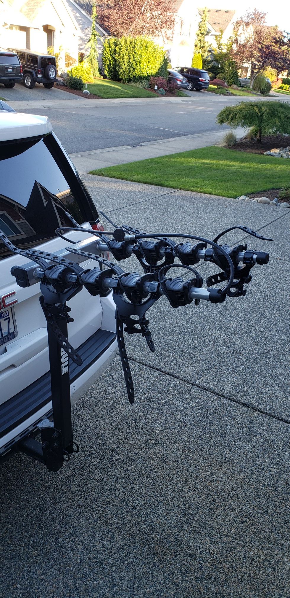 Thule 4 Bike Hitch Rack