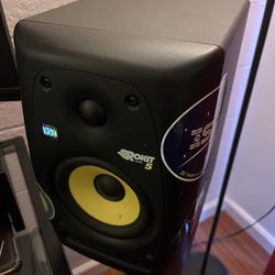Krk Rokit 5