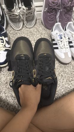 Gold and black Air Force’s