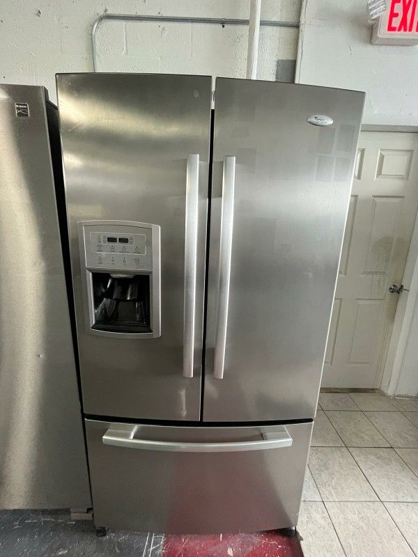 Refrigerator Whirpool 36 Inch Great Condition
