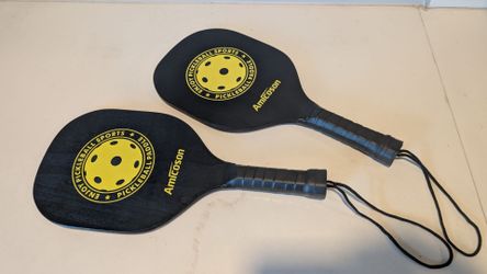 Pair of Amicoson Wooden Pickleball Paddles (Beginner Starter Set)