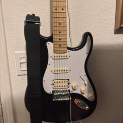 Selling Stratocaster electric guitar