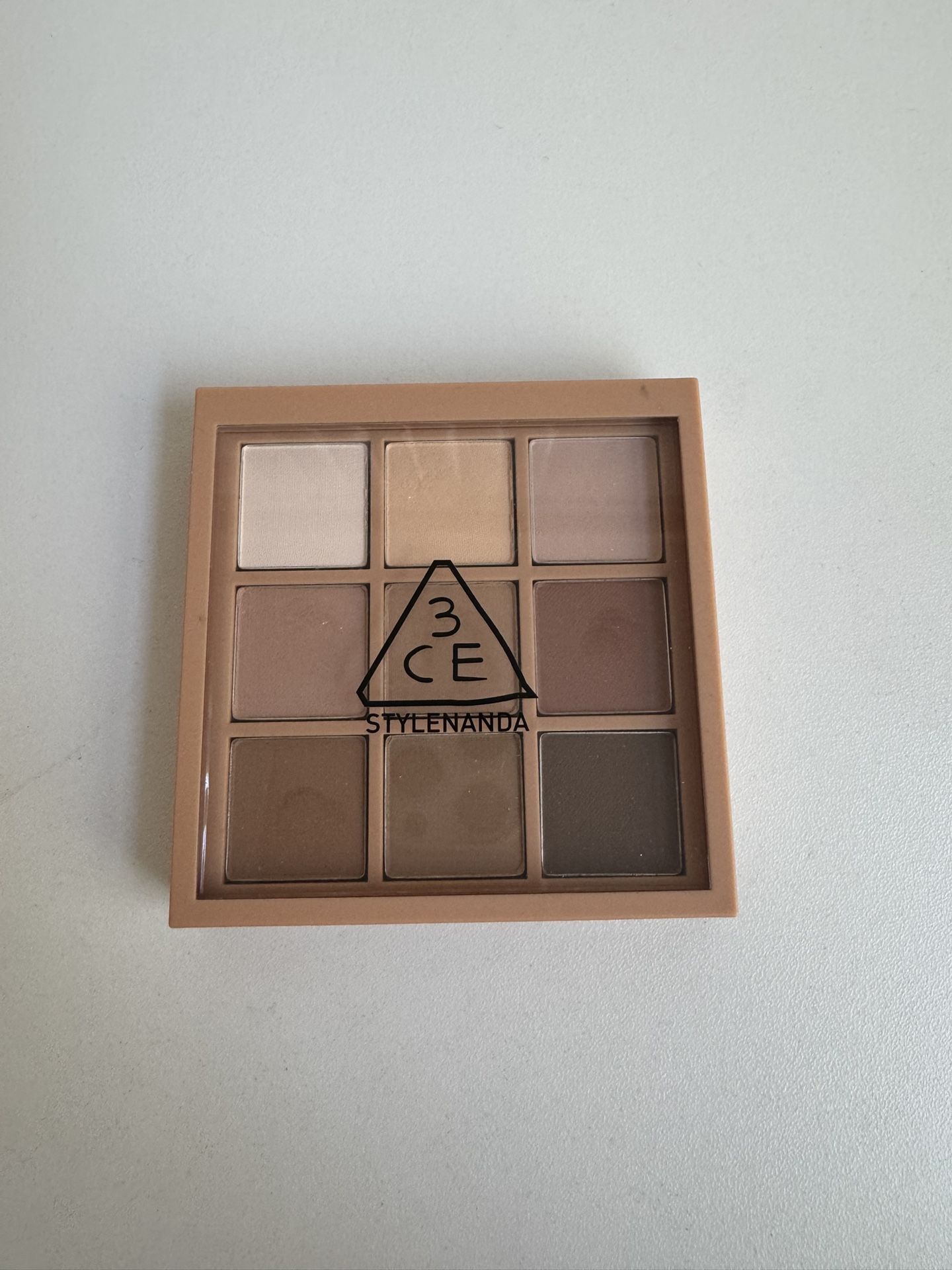 3CE Eyeshadow Palette, Shade Smoother