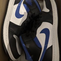 Air Jordan 1 Mid