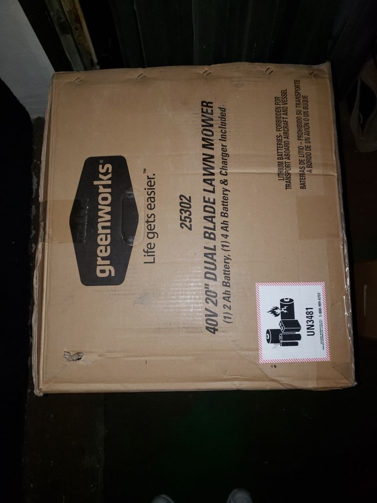 Greenworks 20-Inch 40V Twin Force Cordless Lawn Mower, 4.0 AH & 2.0 AH Batteries and Charger Included