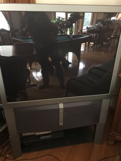 Sony Projection 43" TV with stand