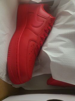 Sneakers red forces
