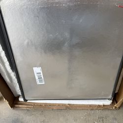 Dometic Single Stack Mini Fridge 