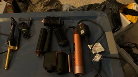 Dyson air wrap, barely used 400 OBO
