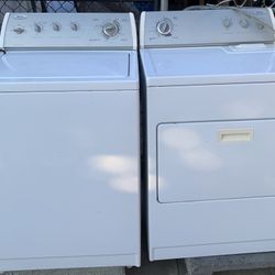     Whirlpool In good condition everything works good 