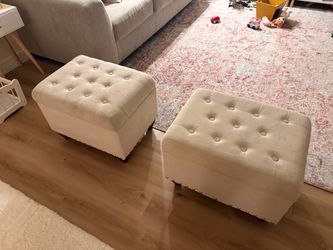 Set of 2 Tufted Storage Ottomans