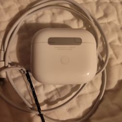 Airpod 3rd Gen WILLING TO TRADE