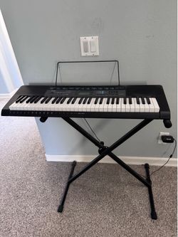 Casio CTK-2550 Keyboard with stand