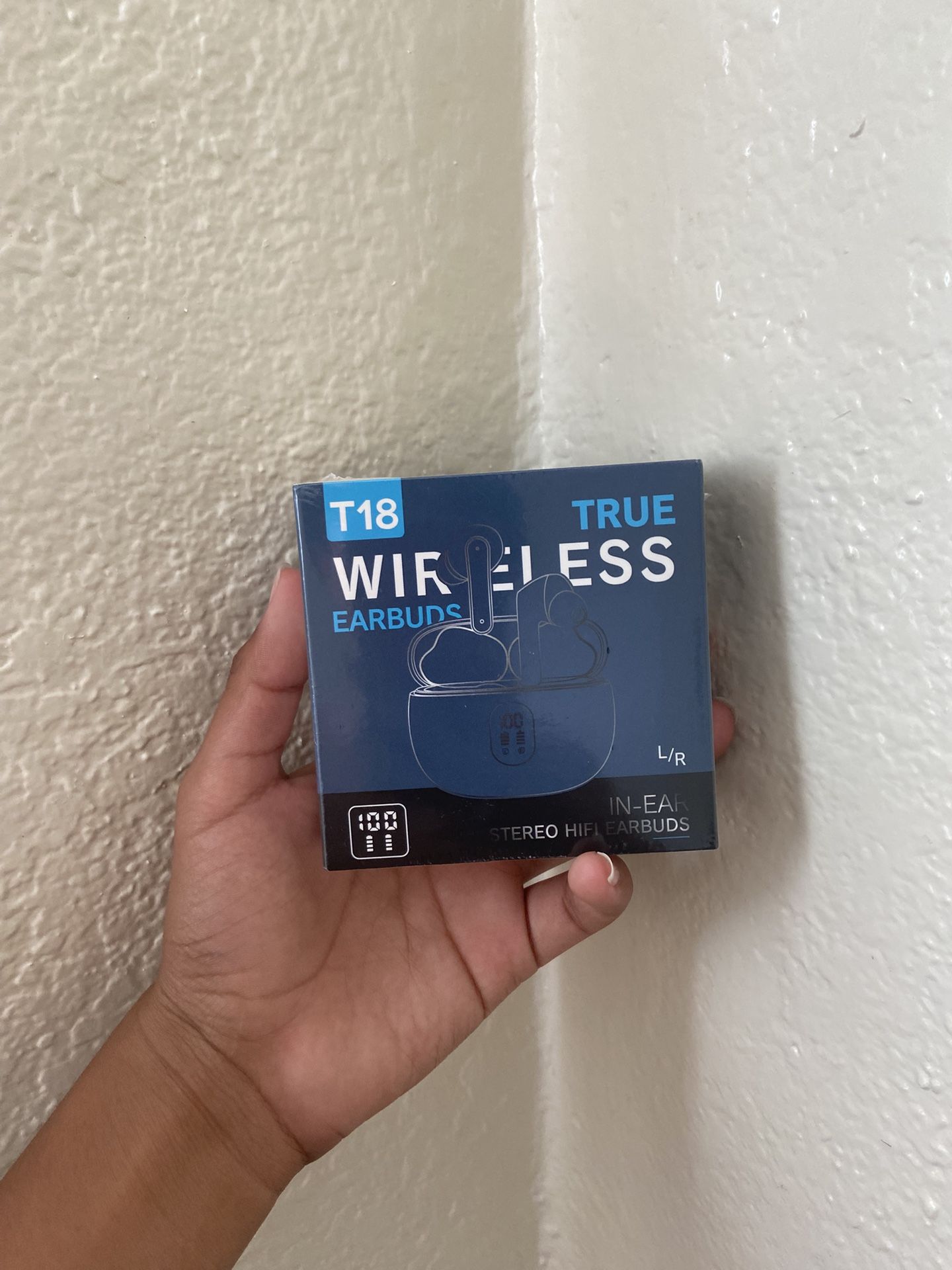 true wireless earbuds