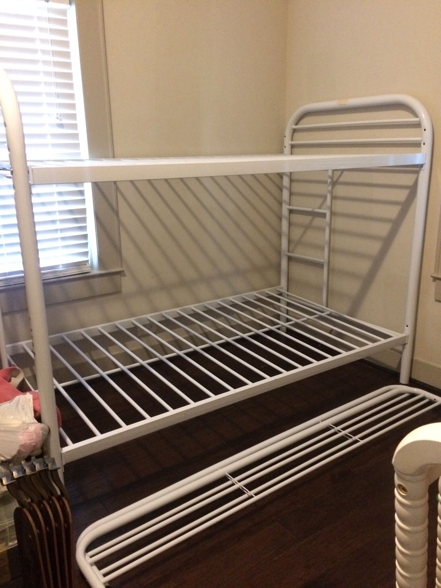Great condition! Bunk bed - White aluminum, twin
