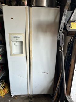 Refrigerator working