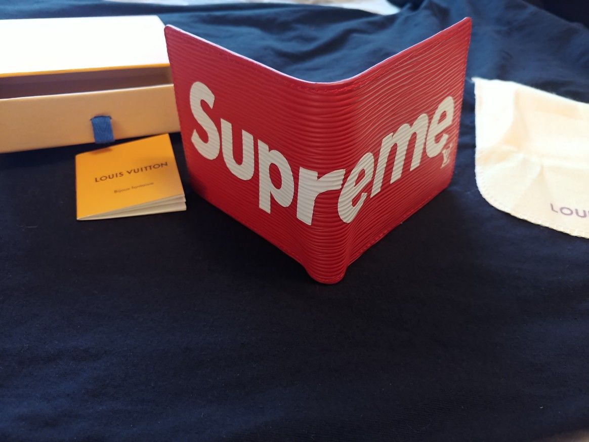 Supreme wallet