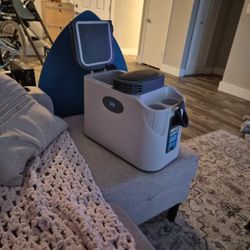 Vector Deluxe Center Console Cooler/warmer With 2 Cup Holders, Comfortable Arm Rest, 12v DC Power Plug For Car Hookup, With Shoulder Strap Excellent