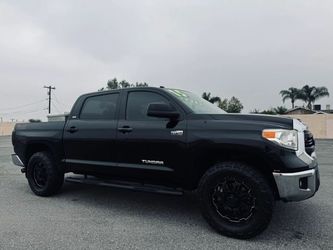 2015 Toyota Tundra CrewMax