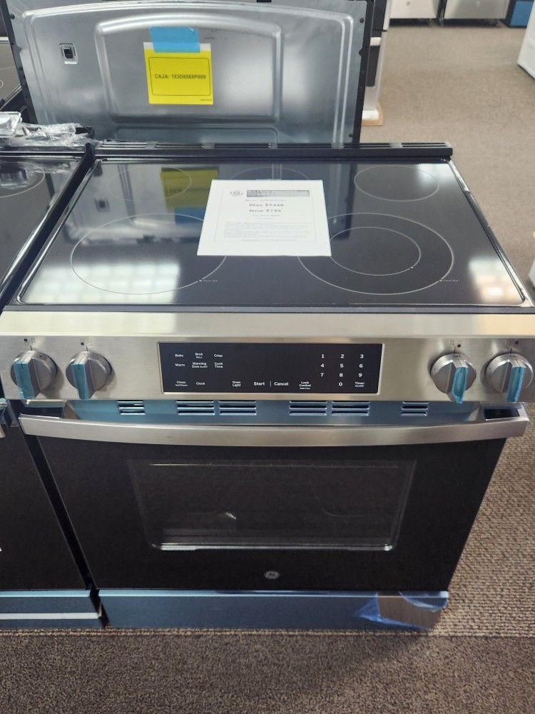 30 in. 5 Burner Element Slide-ln Electric Range in Stainless Steel with Crisp Mode