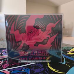 Astral Radiance Elite Trainer Box