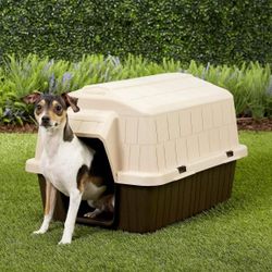 Free Outdoor Pet House / Barn