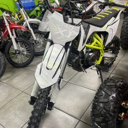 Brand New 150cc Dirt Bike Tao Motor Fully Manual