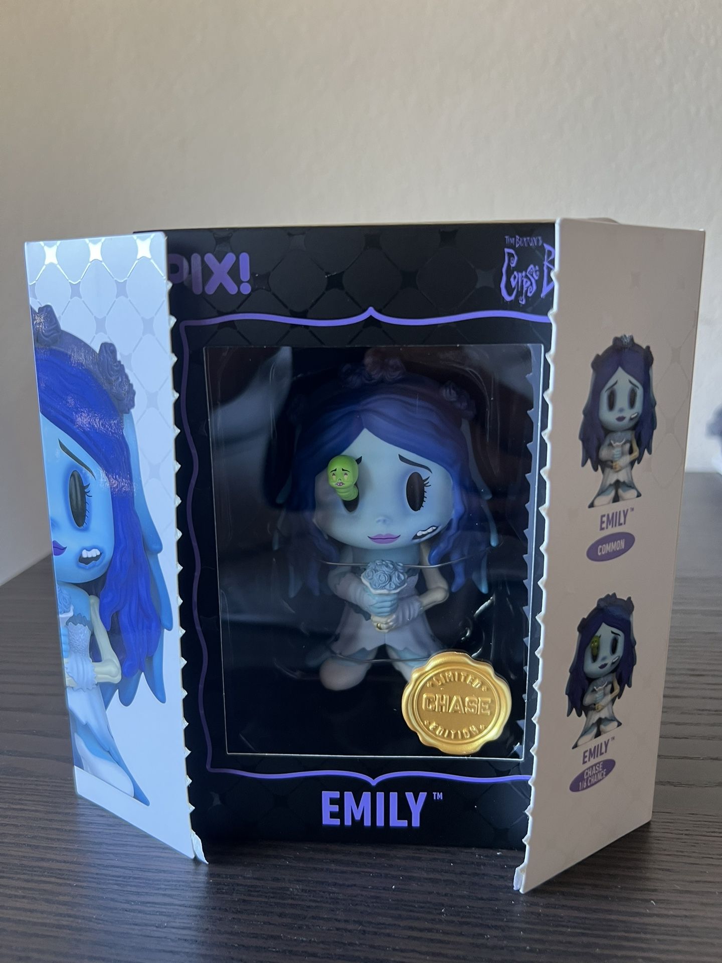 LE CHASE 1250 PIECE Emily Corpse Bride w/ Worm Thrilljoy Vinyl Figure Movies Pcs