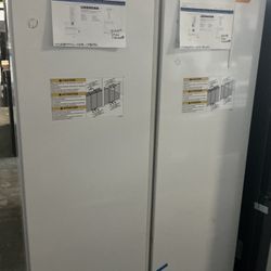 New Liebherr 24 Inch Refrigerator & Freezer. Column 