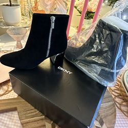 Black boots $45
