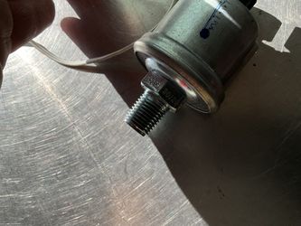 VDO OIL PRESSURE SENDER NEW