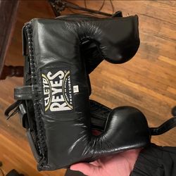 Cleto Reyes Head Gear