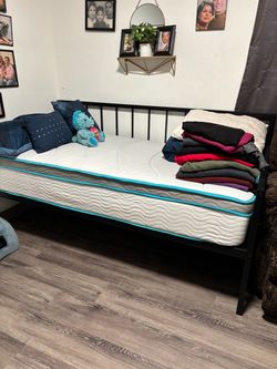 Metal Daybed Frame