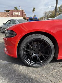 HELLCAT REPLICA STAGGERED WHEELS SATIN BLACK
