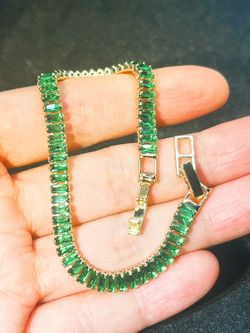 Lab-Emerald Green/Apple Green bracelet /gold-filled Lab-emerald bracelet