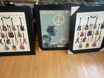 his is a framed Pyramid America John Lennon People for Peace Poster  Art Print + 2 guitar frame   30$.