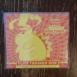 Pokemon: Vivid Voltage Elite Trainer Box 