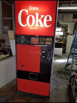 80's Style Coke Machine
